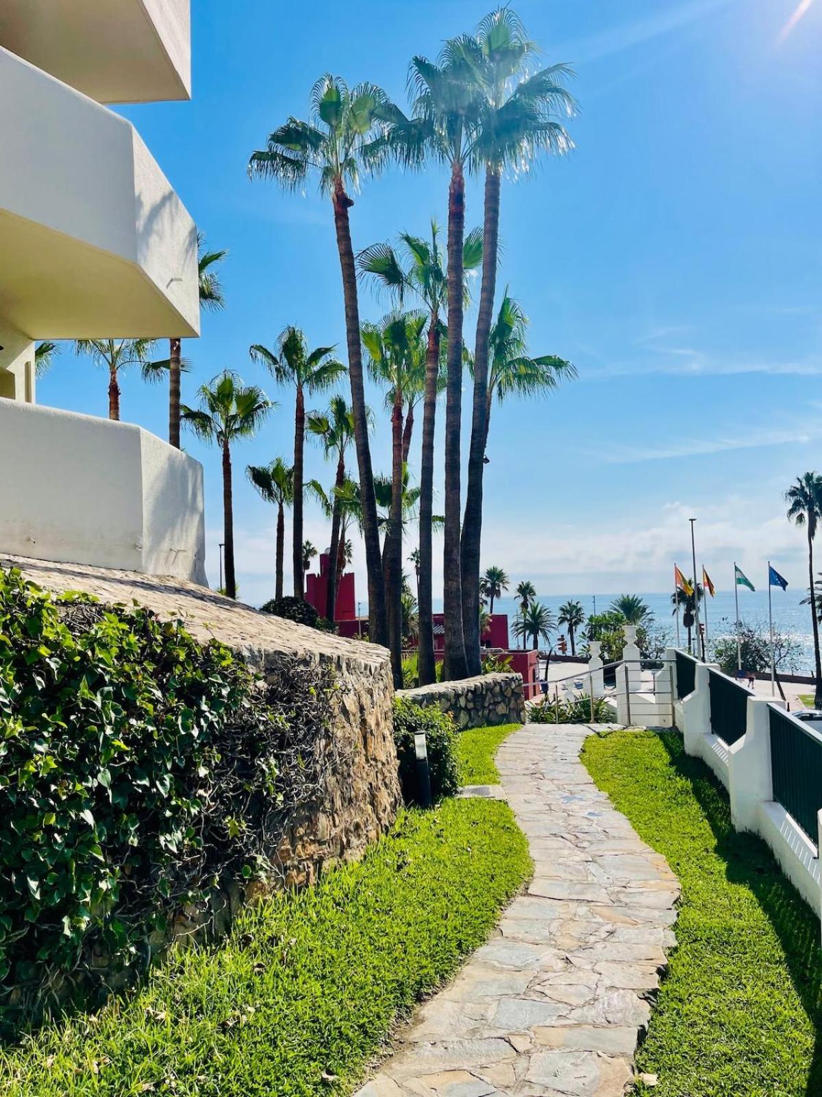 贝纳尔马德纳Direct Sea View- Bilbil Sunrise!公寓 外观 照片